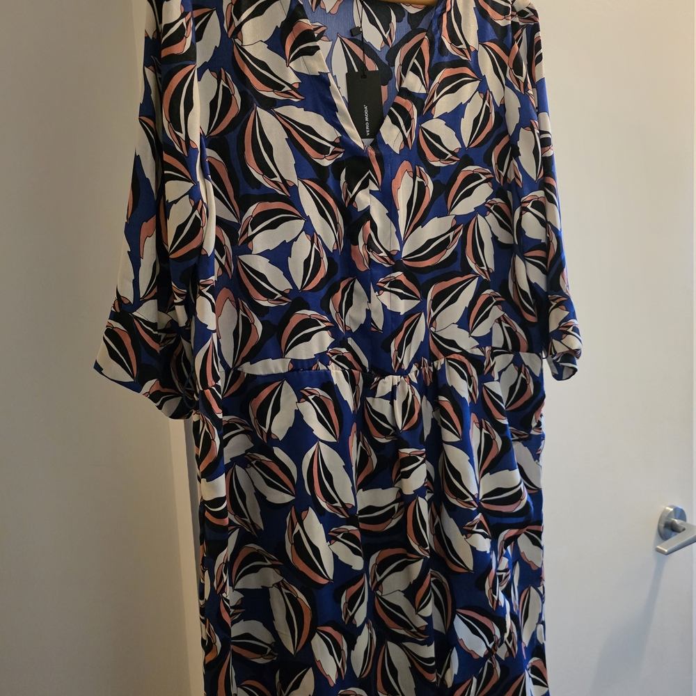 Vero Moda Multicolor Leaf Print Long Sleeve Dress